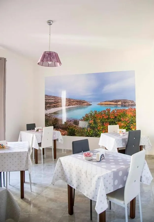 Blu Mare Lampedusa Bed And Breakfast Bed & Breakfast