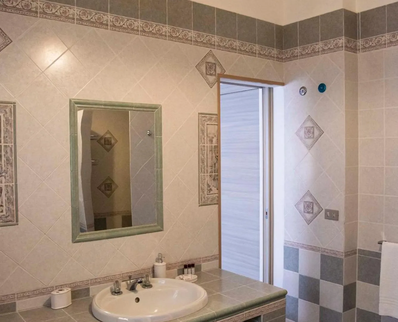 Blu Mare Lampedusa Bed And Breakfast Italy